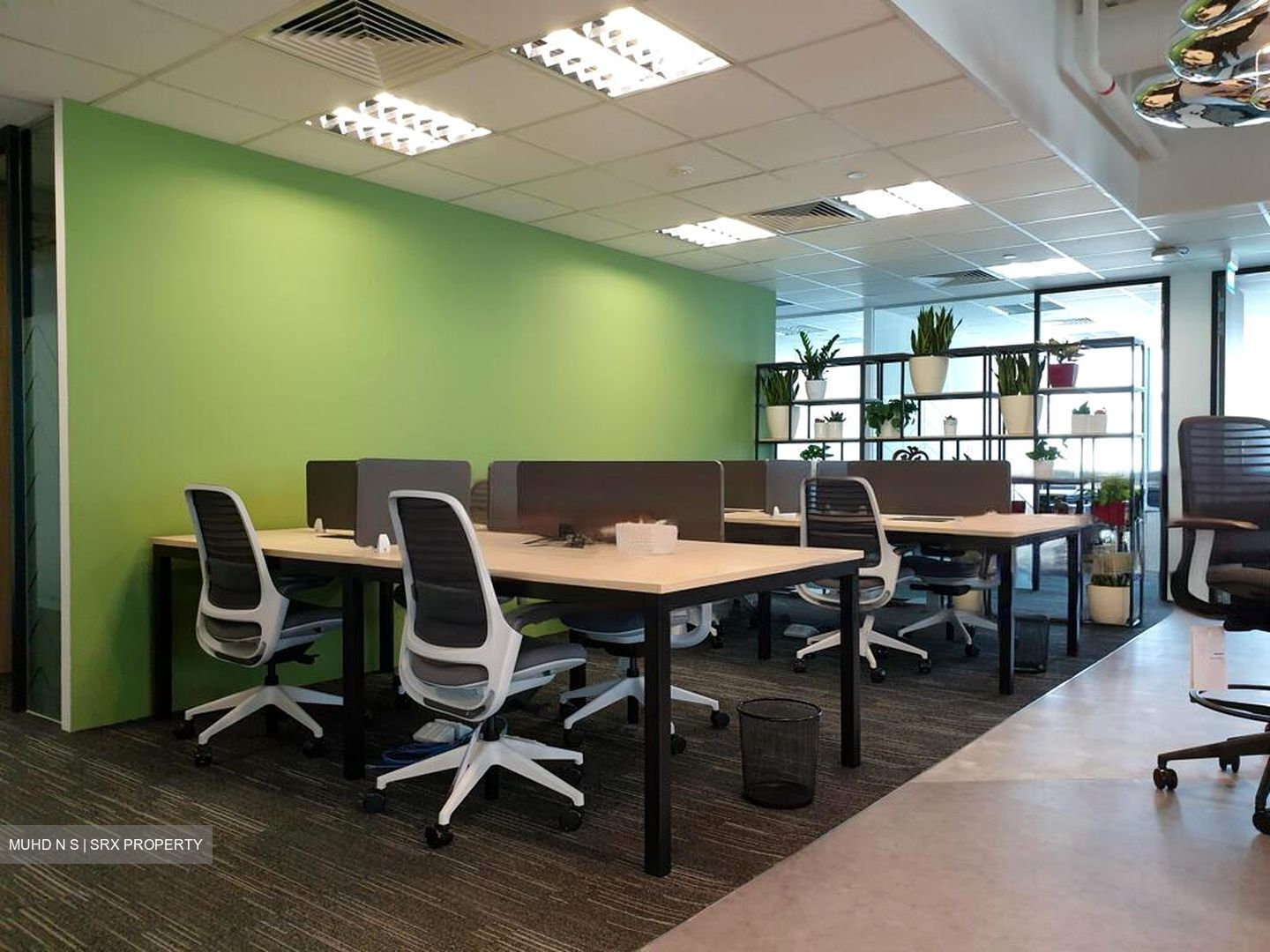 Odeon Towers (D7), Office #498107301